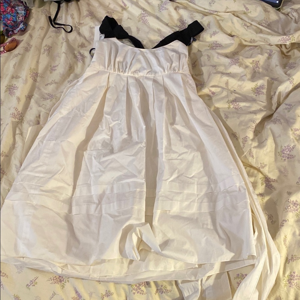 Vera Wang Black and Cream Dress